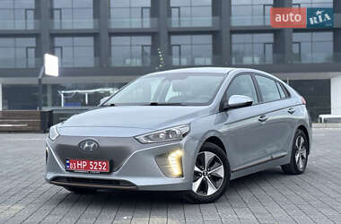 Ліфтбек Hyundai Ioniq Electric 2017 в Львові