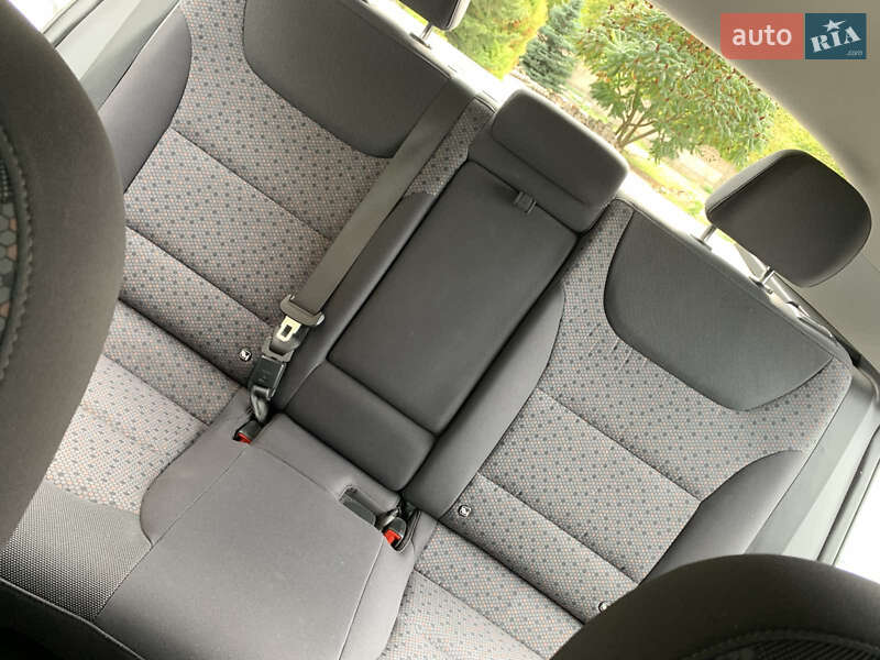 Лифтбек Hyundai Ioniq Electric 2018 в Нововолынске