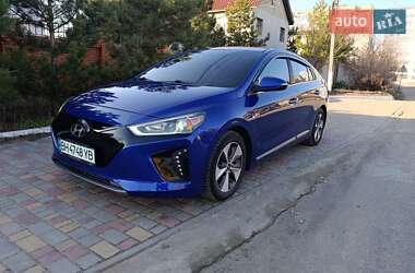Хэтчбек Hyundai Ioniq Electric 2018 в Белгороде-Днестровском