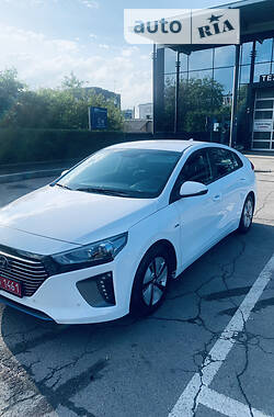 Лифтбек Hyundai Ioniq 2017 в Луцке