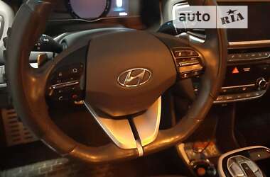 Хэтчбек Hyundai Ioniq 2018 в Киеве
