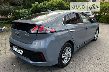 Ліфтбек Hyundai Ioniq 2021 в 