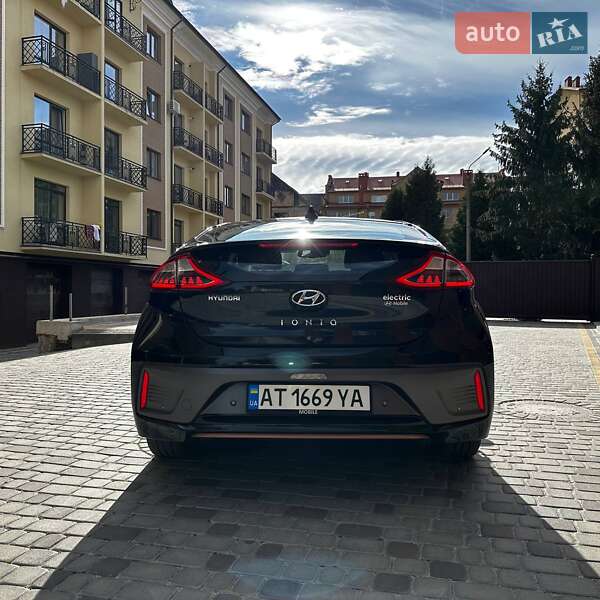 Хетчбек Hyundai Ioniq 2016 в Коломиї