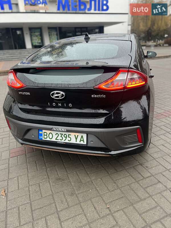 Хетчбек Hyundai Ioniq 2017 в Тернополі