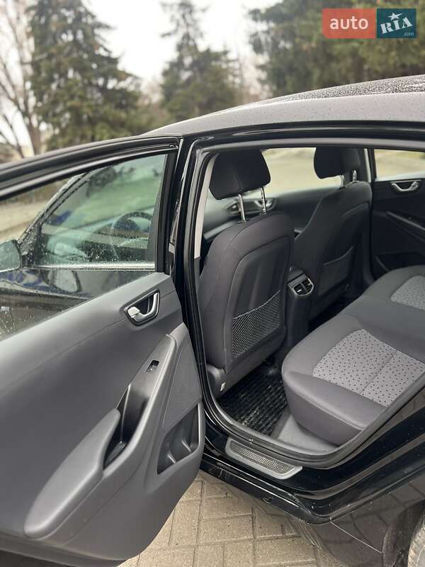 Хетчбек Hyundai Ioniq 2017 в Тернополі