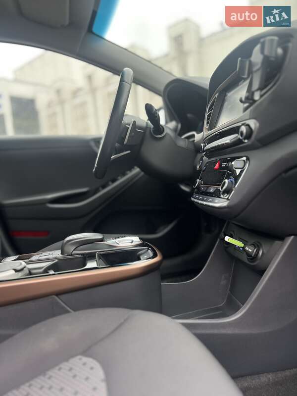 Хетчбек Hyundai Ioniq 2017 в Тернополі