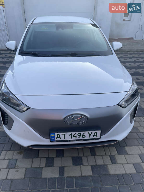 Хетчбек Hyundai Ioniq 2017 в Одесі