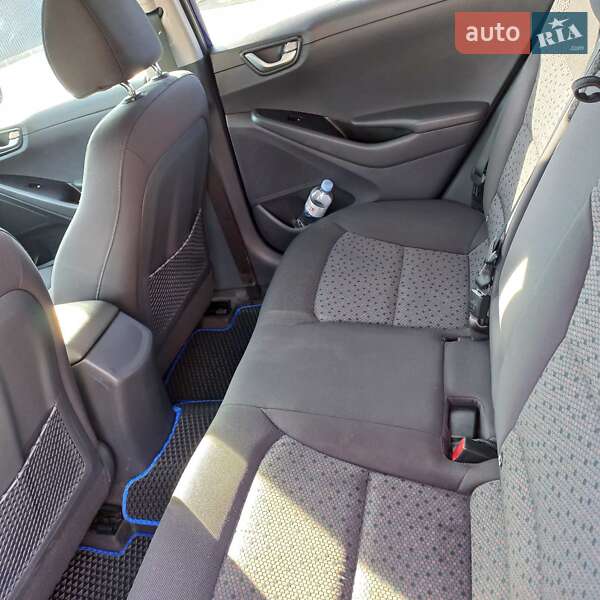 Хетчбек Hyundai Ioniq 2018 в Летичіві