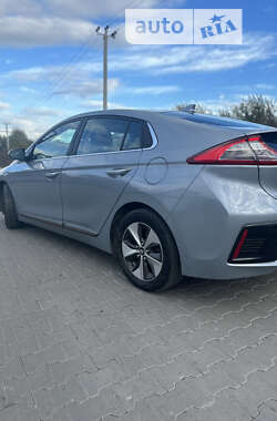 Хэтчбек Hyundai Ioniq 2018 в Львове