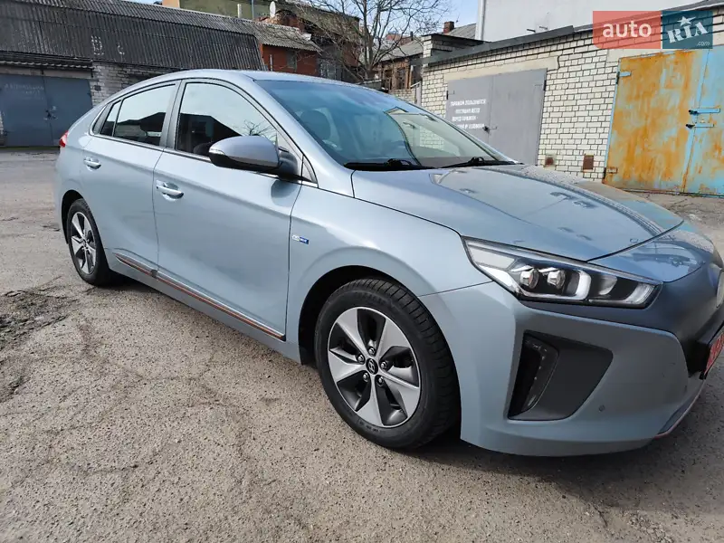 Hyundai Ioniq 2018 VIN KMHC05LH2JU028965 фото оголошення 30 з 68