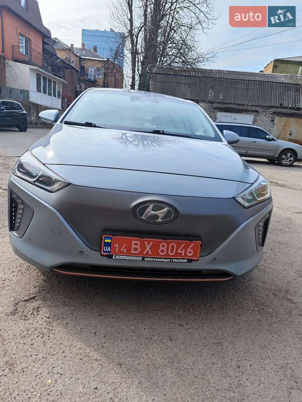 Хэтчбек Hyundai Ioniq 2017 в Днепре