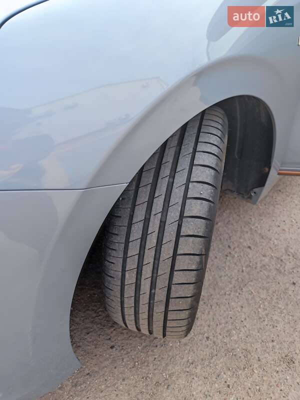 Хэтчбек Hyundai Ioniq 2017 в Днепре