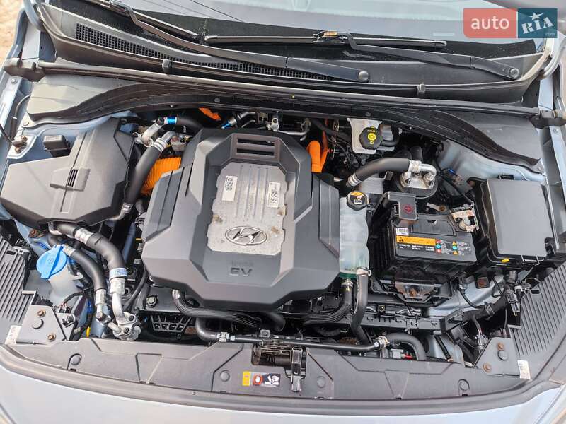 Хэтчбек Hyundai Ioniq 2017 в Днепре