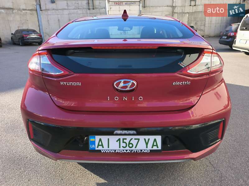 Ліфтбек Hyundai Ioniq 2019 в Дніпрі