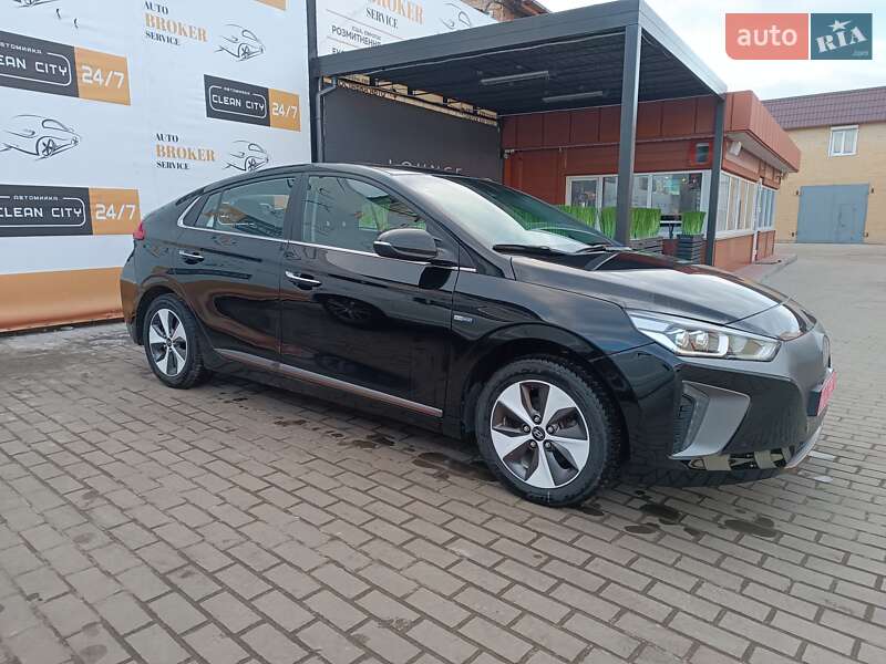 Хетчбек Hyundai Ioniq 2018 в Києві