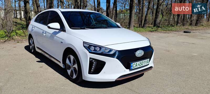 Хетчбек Hyundai Ioniq 2018 в Умані