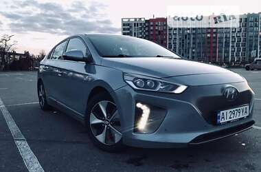 Хэтчбек Hyundai Ioniq 2016 в Василькове
