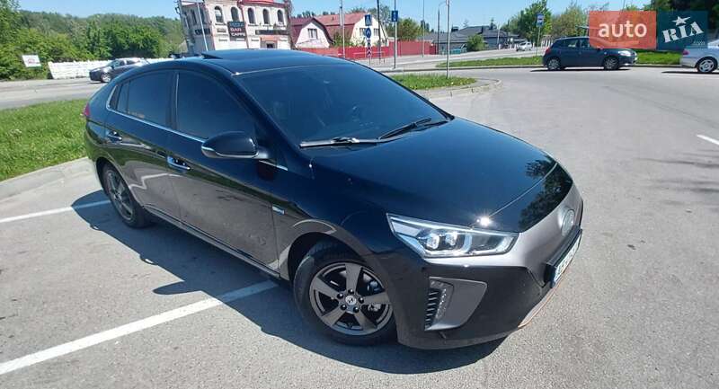 Хэтчбек Hyundai Ioniq 2016 в Виннице