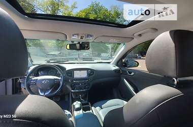 Хэтчбек Hyundai Ioniq 2016 в Виннице