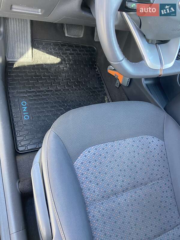 Хетчбек Hyundai Ioniq 2018 в Харкові