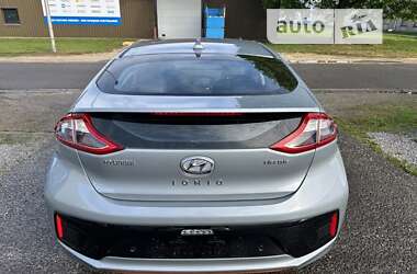 Хетчбек Hyundai Ioniq 2018 в Рівному