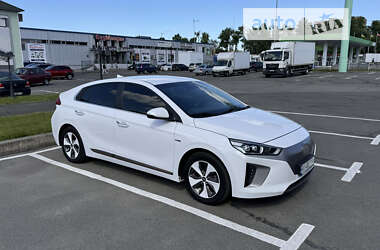 Хэтчбек Hyundai Ioniq 2017 в Киеве