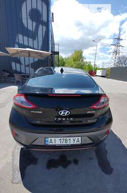 Хэтчбек Hyundai Ioniq 2017 в Киеве