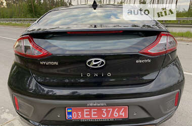 Хэтчбек Hyundai Ioniq 2017 в Житомире