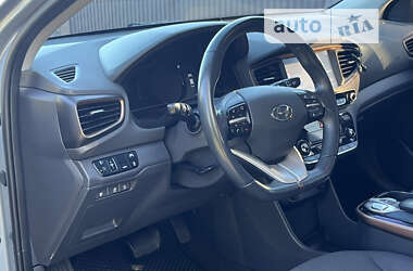 Хетчбек Hyundai Ioniq 2018 в Бродах