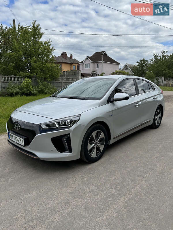 Хэтчбек Hyundai Ioniq 2018 в Житомире