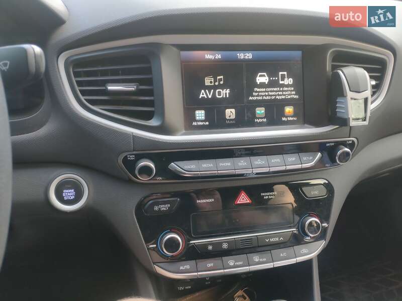 Хетчбек Hyundai Ioniq 2017 в Житомирі