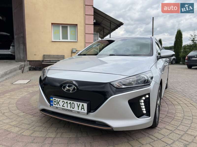 Хетчбек Hyundai Ioniq 2018 в Радивиліві