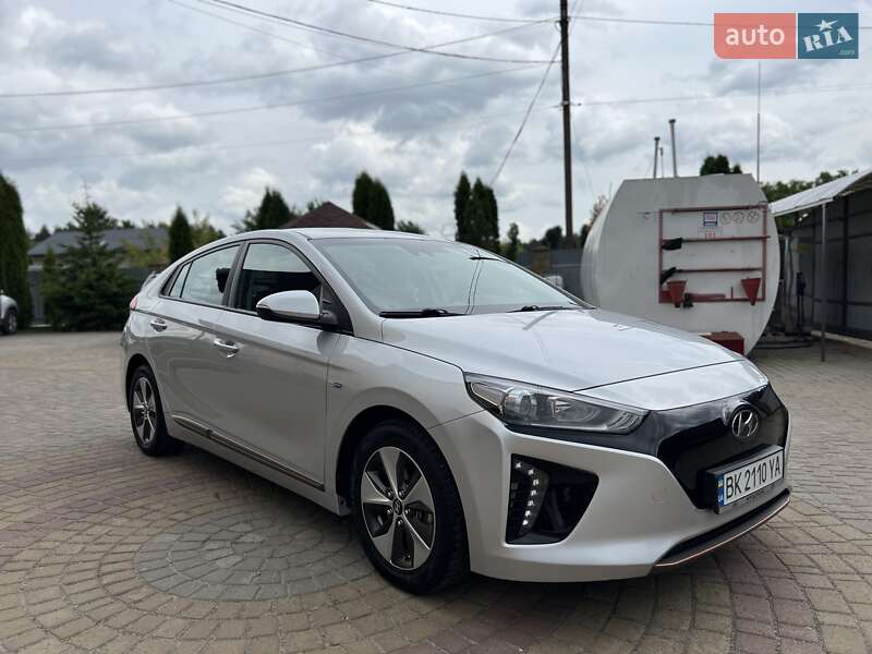 Хетчбек Hyundai Ioniq 2018 в Радивиліві