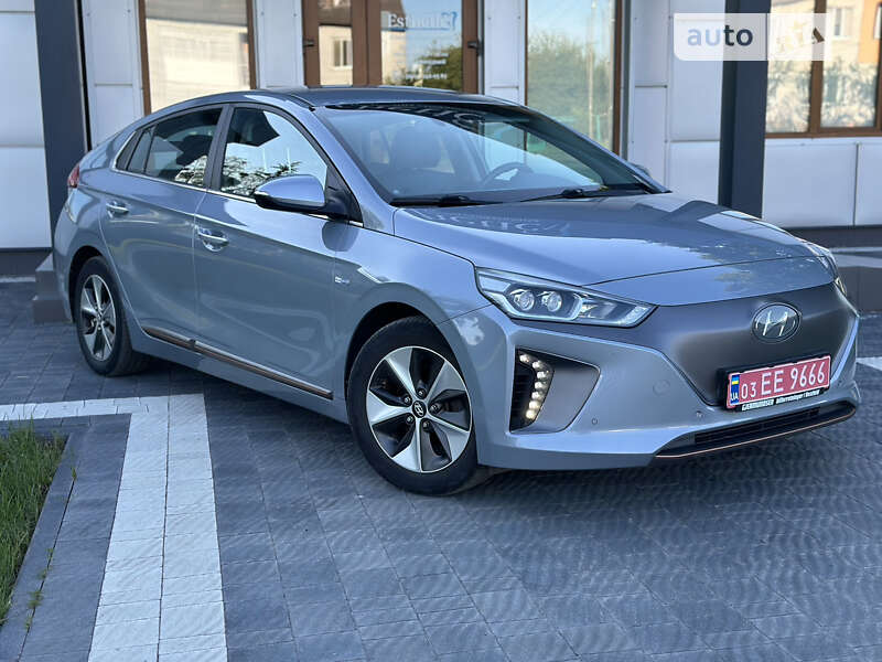 Хетчбек Hyundai Ioniq 2017 в Сарнах