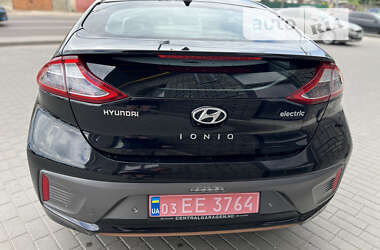 Хэтчбек Hyundai Ioniq 2017 в Житомире