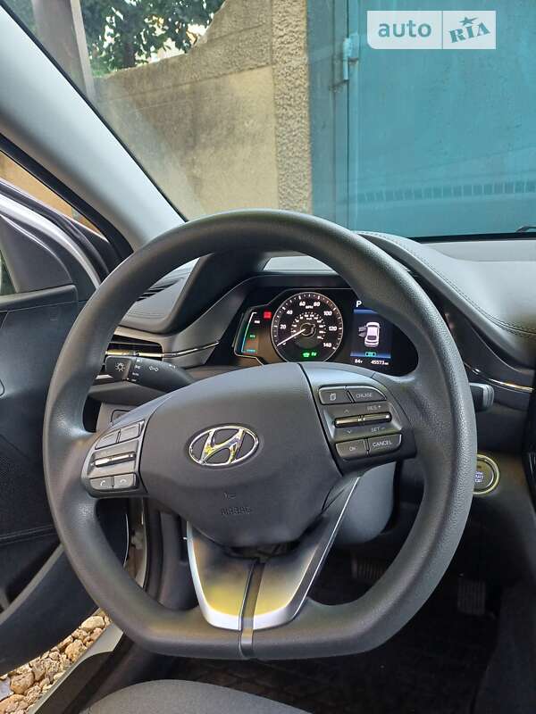 Лифтбек Hyundai Ioniq 2021 в Одессе