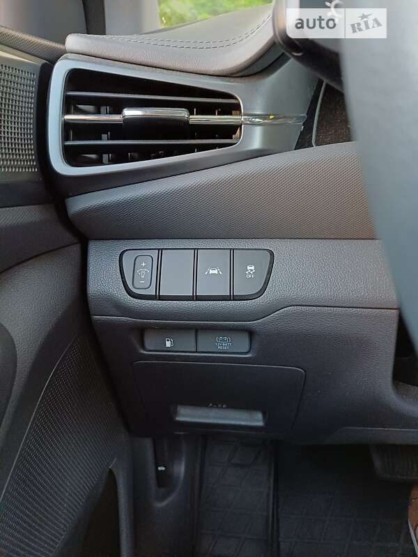 Лифтбек Hyundai Ioniq 2021 в Одессе