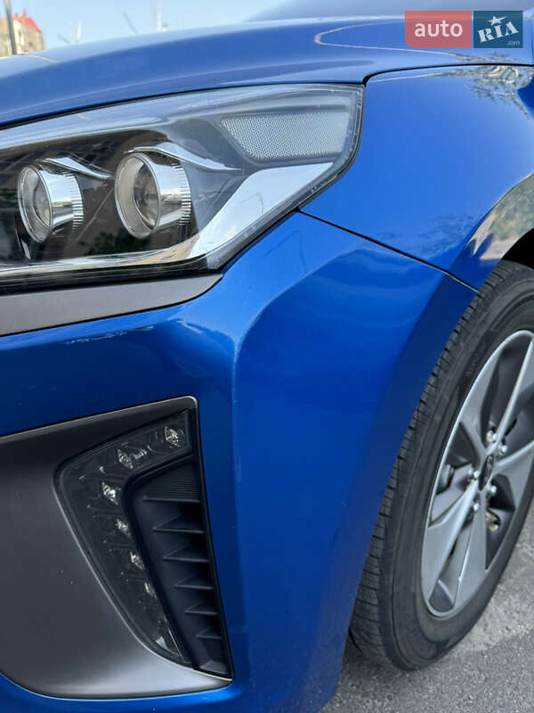 Хэтчбек Hyundai Ioniq 2016 в Николаеве