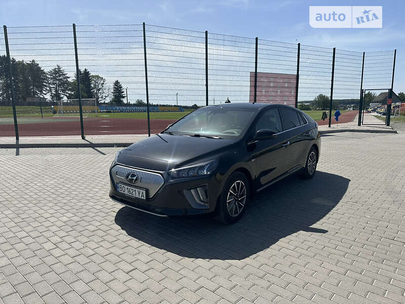 Лифтбек Hyundai Ioniq 2020 в Тернополе
