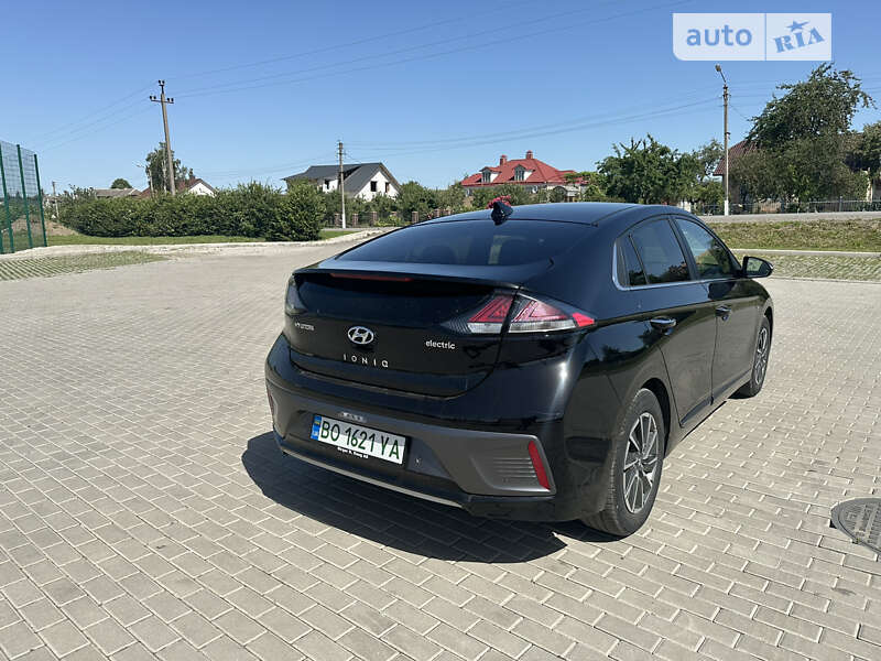 Лифтбек Hyundai Ioniq 2020 в Тернополе