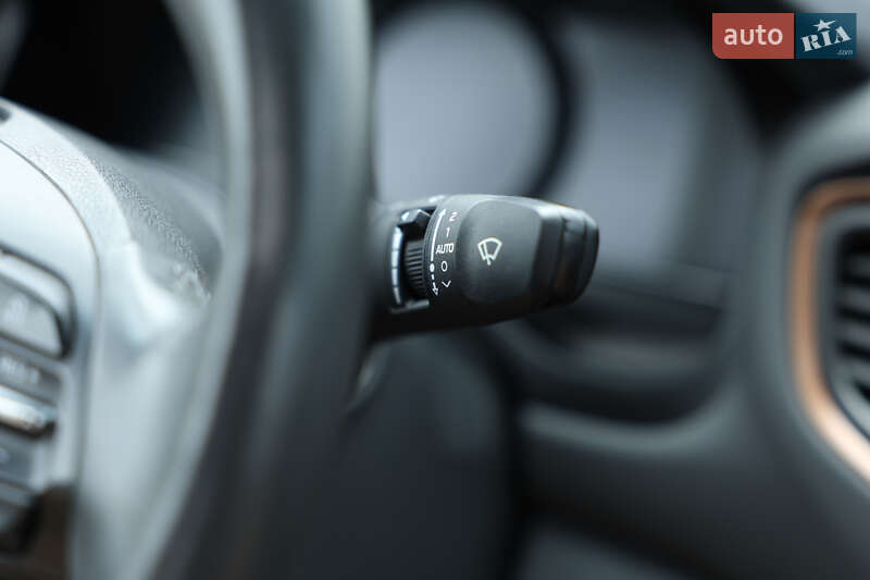 Лифтбек Hyundai Ioniq 2019 в Киеве