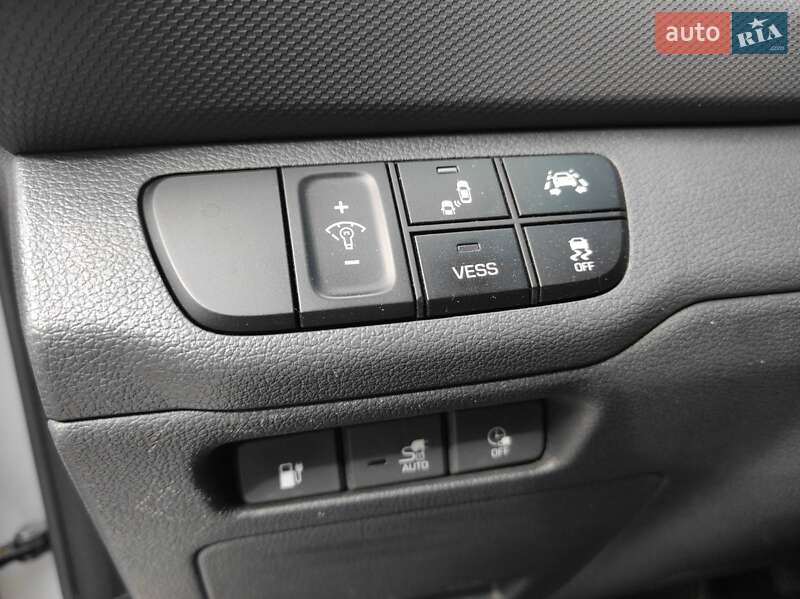 Хетчбек Hyundai Ioniq 2017 в Хмільнику