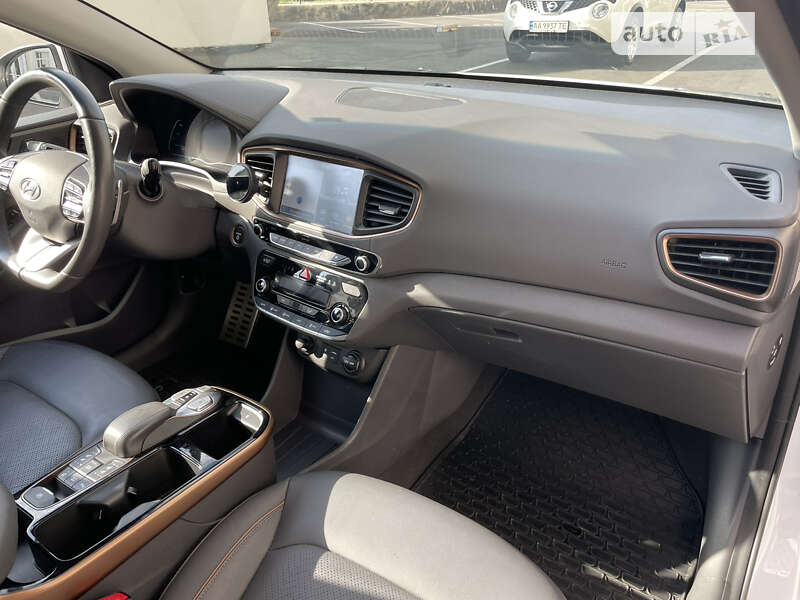 Лифтбек Hyundai Ioniq 2019 в Одессе