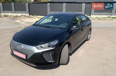 Хетчбек Hyundai Ioniq 2018 в 