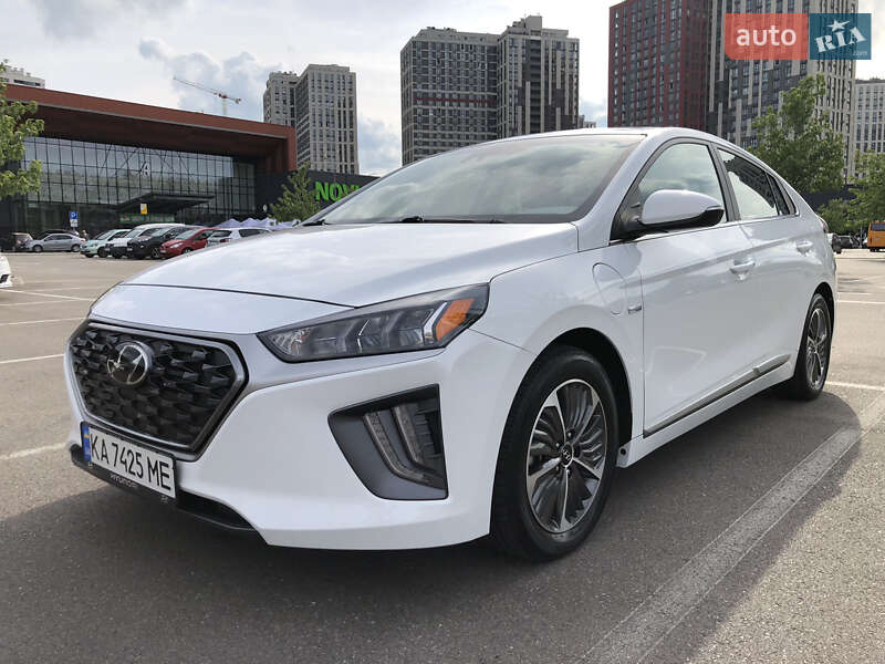 Лифтбек Hyundai Ioniq 2020 в Киеве