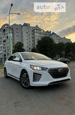 Лифтбек Hyundai Ioniq 2020 в Киеве