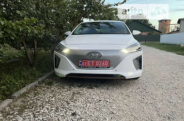 Хэтчбек Hyundai Ioniq 2018 в Волочиске