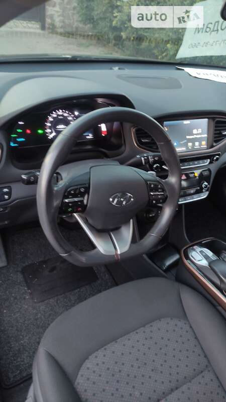 Хэтчбек Hyundai Ioniq 2018 в Броварах