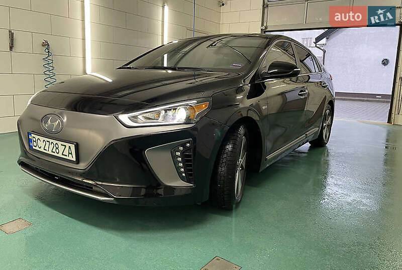 Хэтчбек Hyundai Ioniq 2018 в Львове