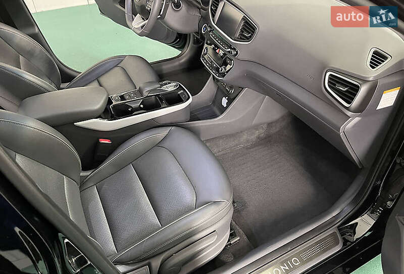 Хэтчбек Hyundai Ioniq 2018 в Львове